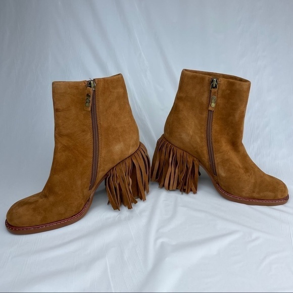 NEW Kelsi Dagger Brooklyn Linx Suede Fringe Boots - Picture 3 of 13